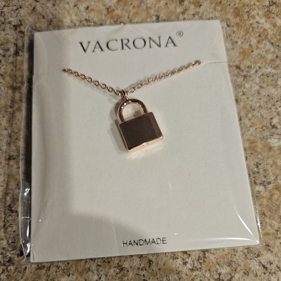 VACRONA Dainty Rose Gold Lock Necklace 18K Gold Plated Padlock - Picture 4 of 6